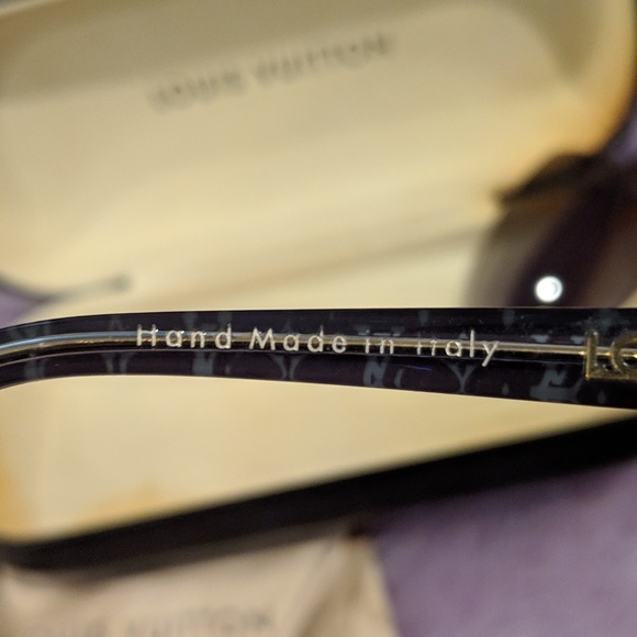Louis Vuitton Sunglasses - Picture 6 of 8
